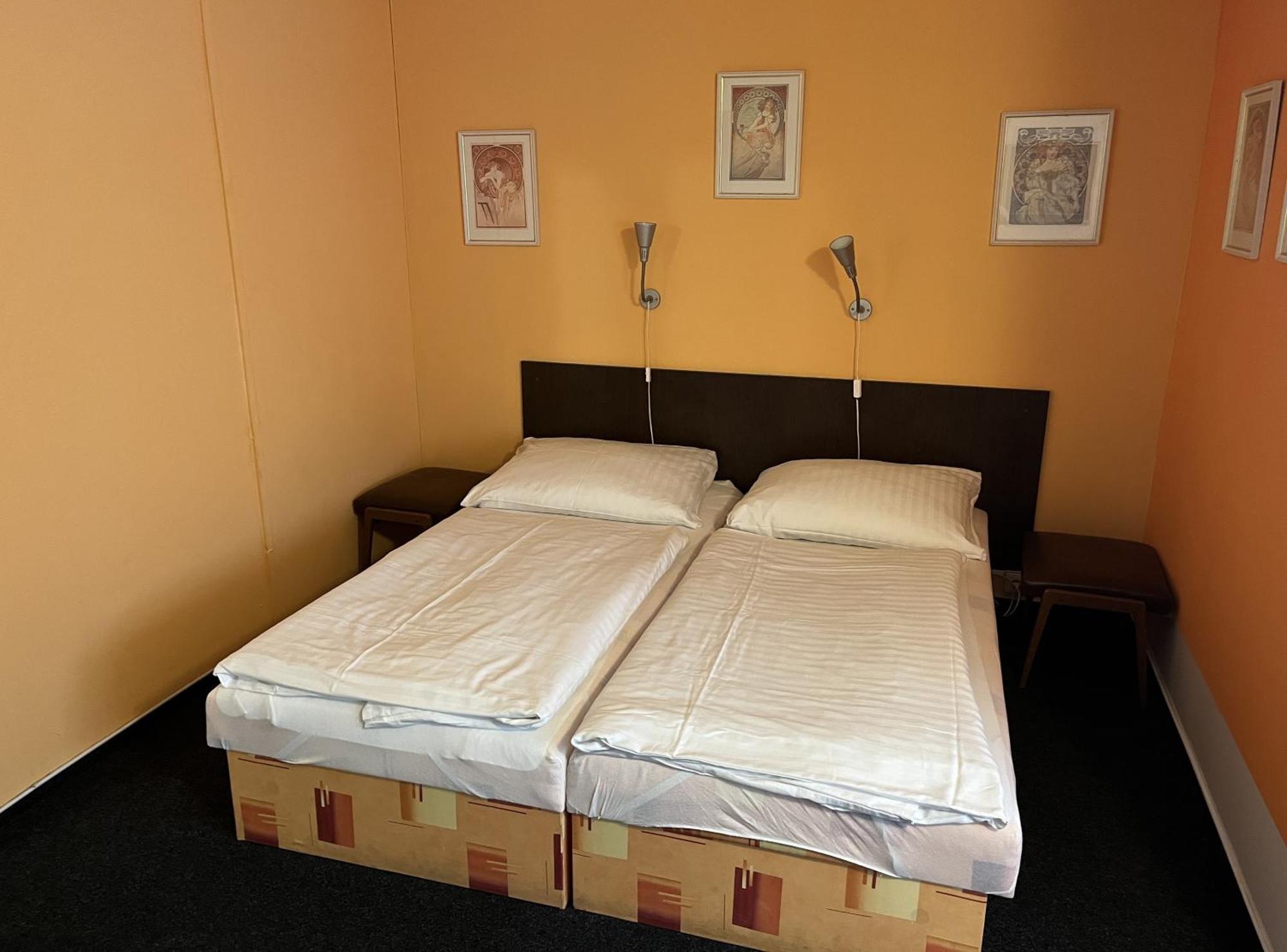 Penzion U Remizky Znojmo Buitenkant foto